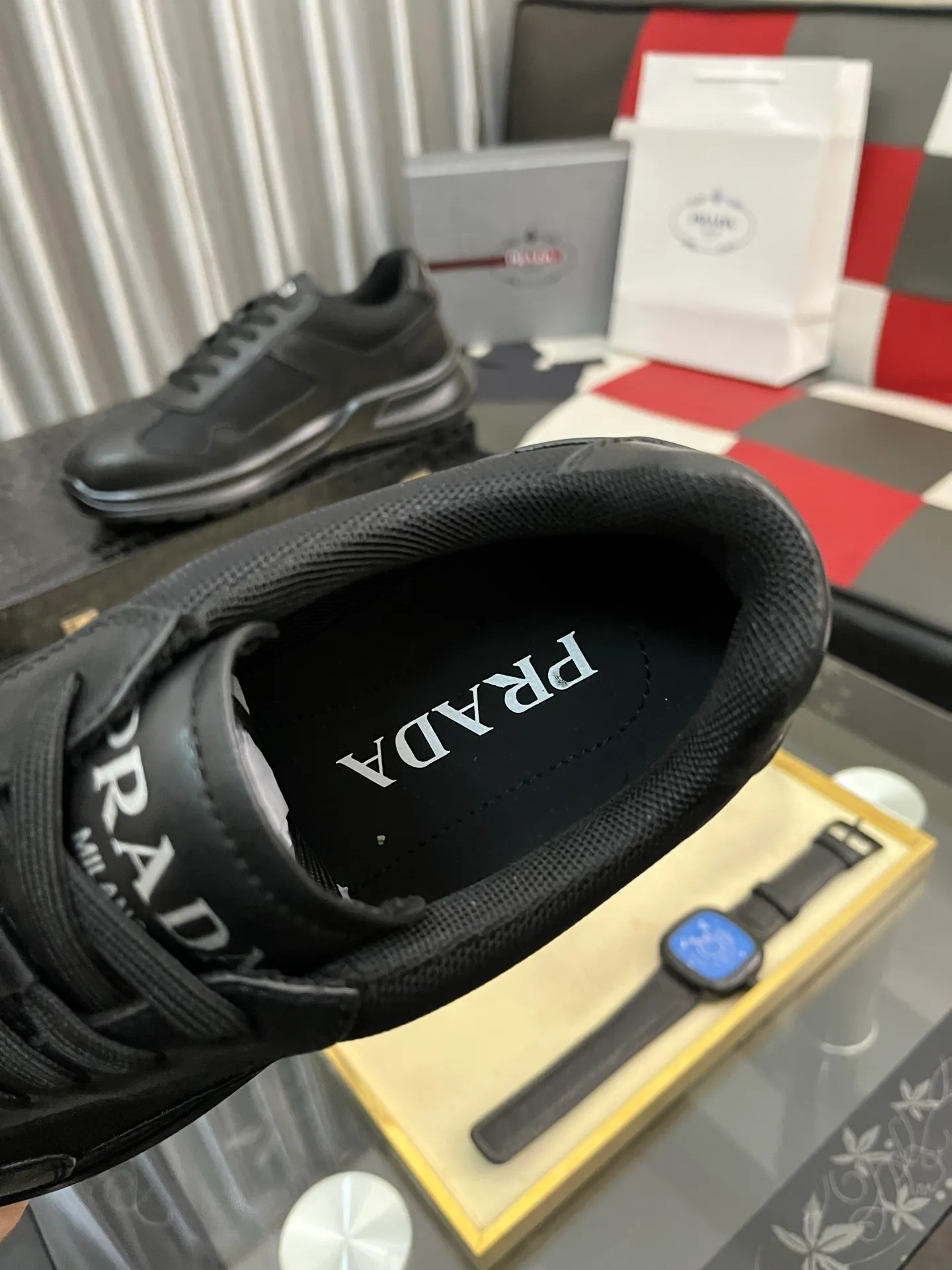 Men's shoes 💰600⌚️⌚️【PRADA】Prada casual shoes, originally developed 1:1, made of high-mercerized cowhide with imported cowhide, silk sheepskin lining, rubber outsole, comfortable and soft on the foot, size: 38-442️⃣Colors available